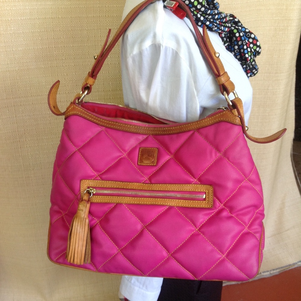 DOONEY & BOURKE QUILTED PURSE - Picture 2 of 7